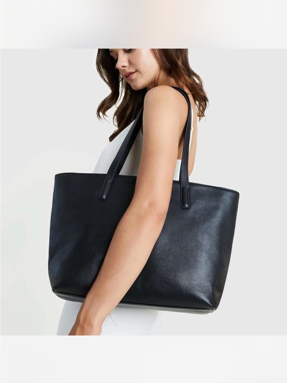Classic Italian Leather Tote in Black